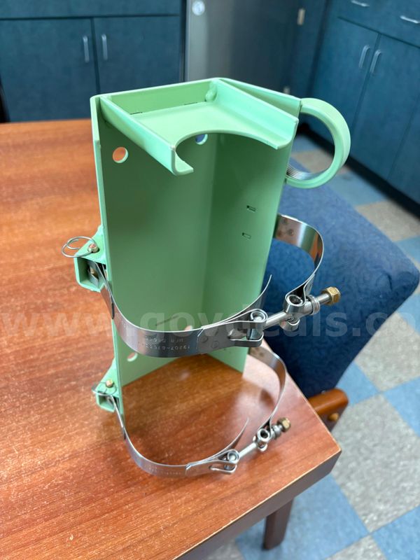 Fire Extinguisher Bracket wall mount (heavy duty) 35 total