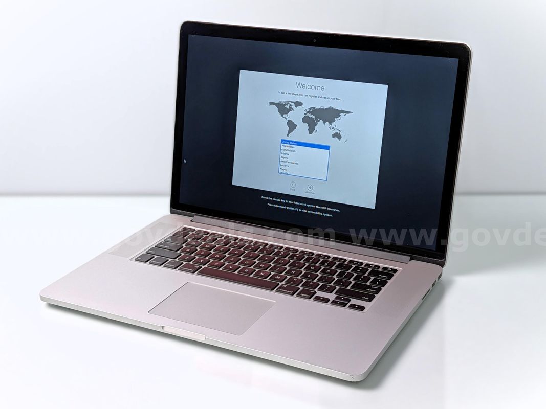 Apple MacBook Pro Laptop Computer