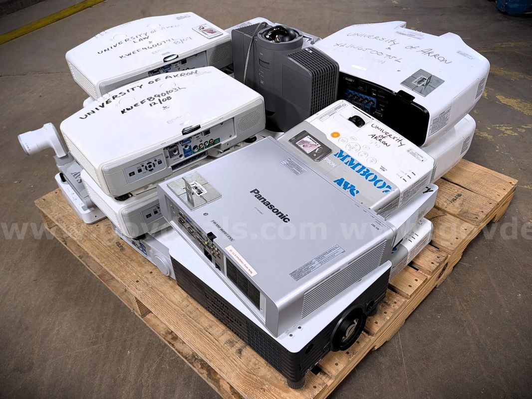 Lot of Scrap Video Projectors