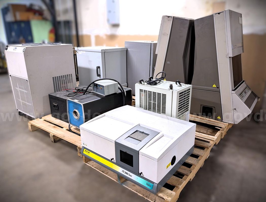 Lot of Large Lab Equipment