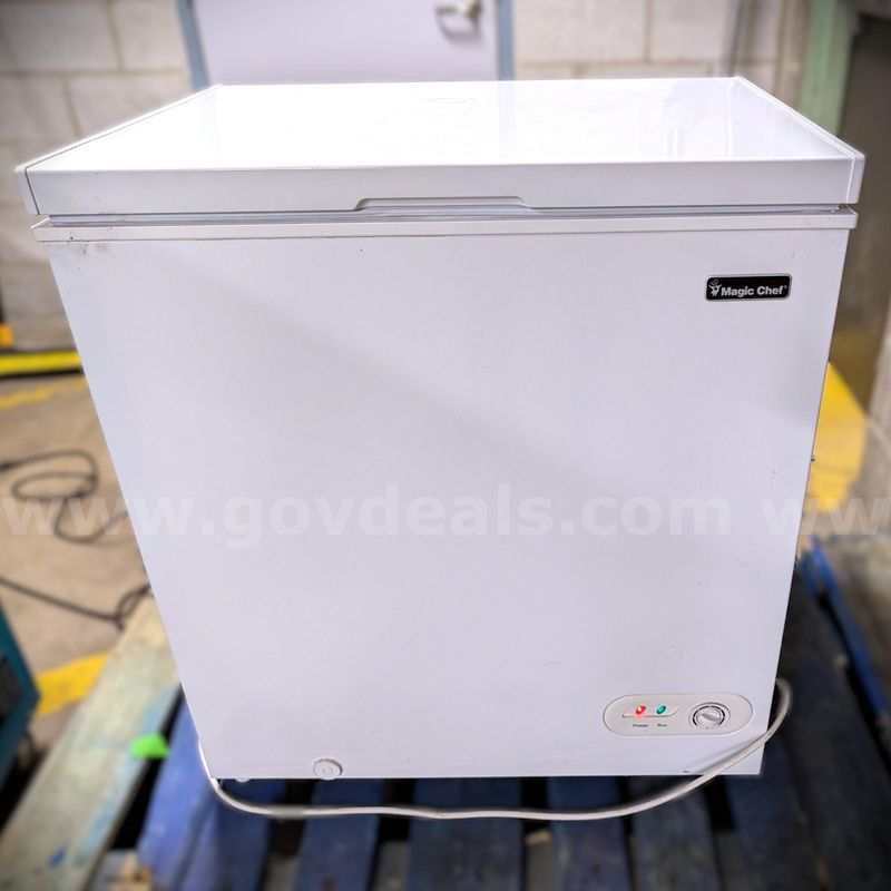Magic Chef Freezer