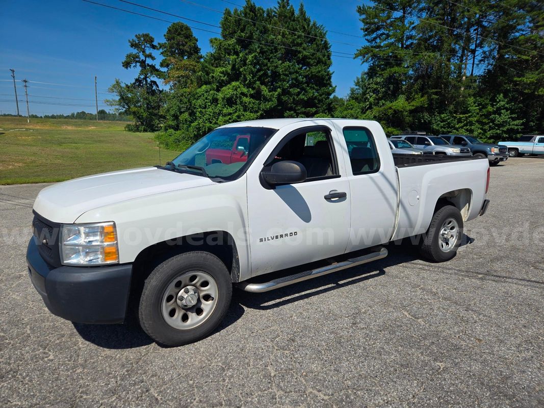 2013 Chevrolet Silverado 1500 Work Truck Ext. Cab 4WD