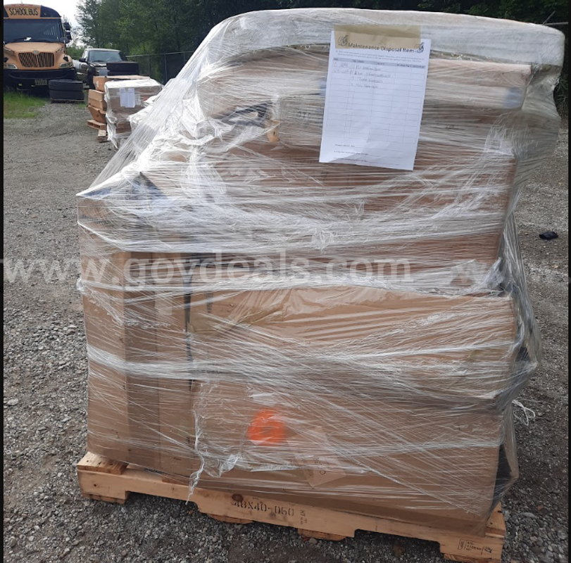 This pallet features miscellaneous bus seats from previously owned models.