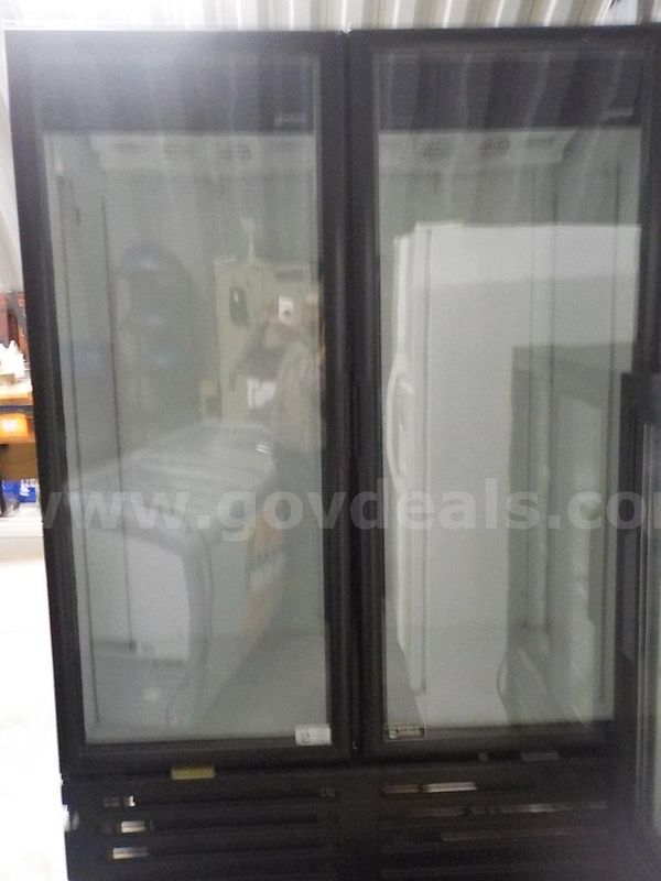 Group of Coolers/Refrigerators/F'Real Machines 2026