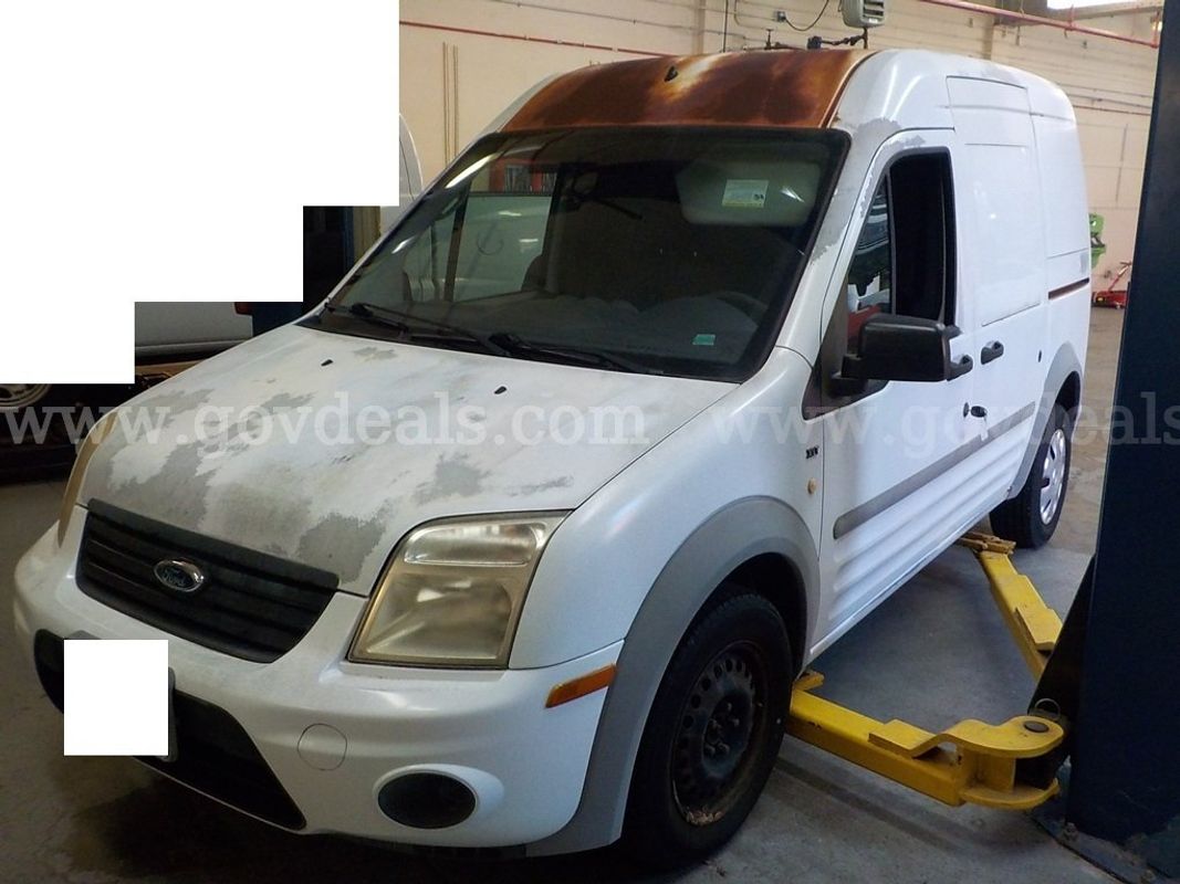 2010 Ford Transit Connect - FOR PARTS ONLY