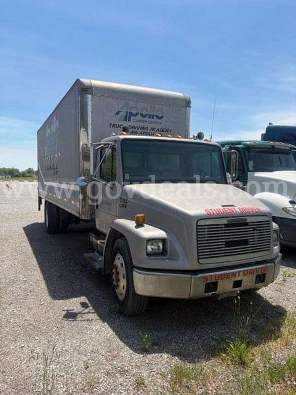 1995 Freightliner FL70 Straight Truck (20’ Box)
