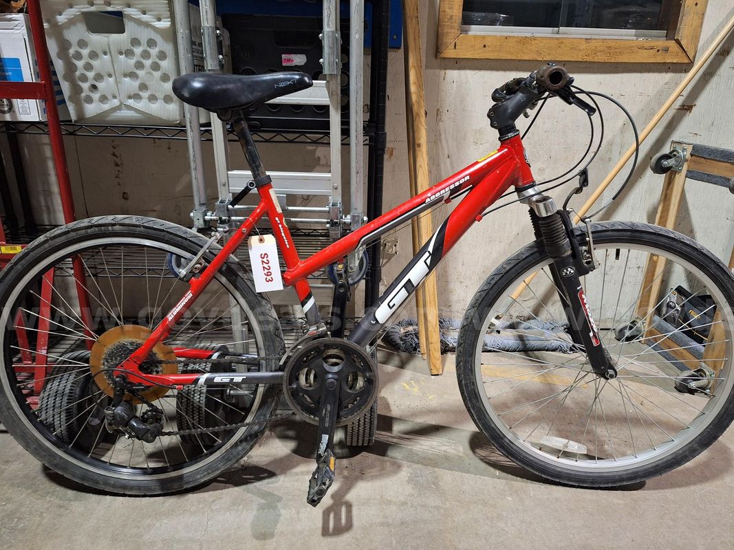 GT Aggressor Mountain Bike