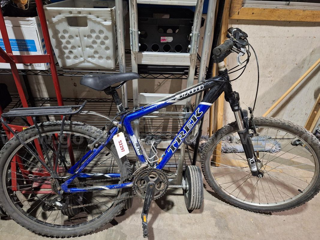 Trek Mountain Bike 3700