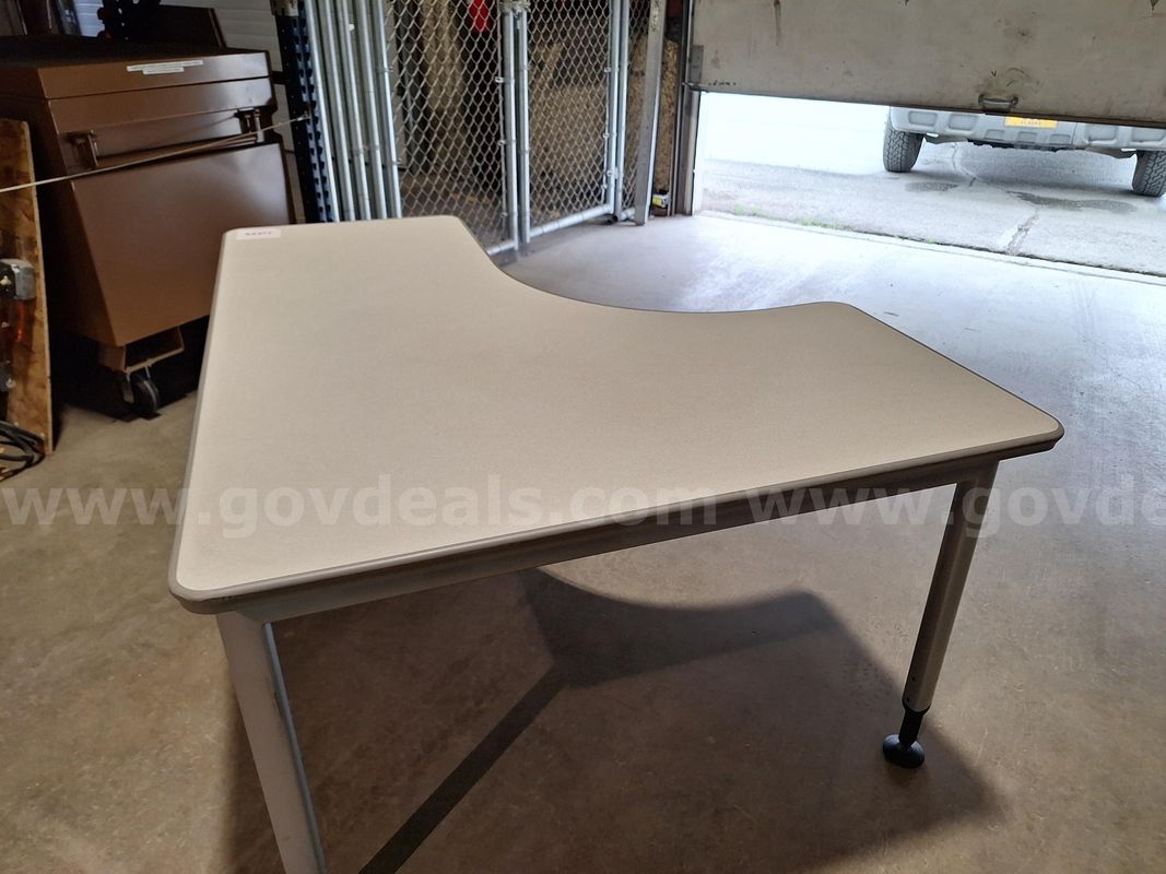 L-Shape Desk Light Gray