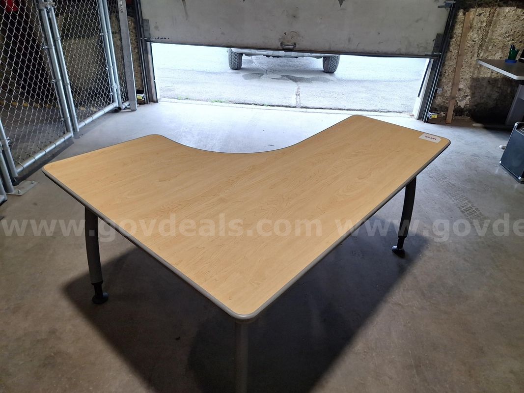 Reverse L-Shaped Desk Light Brown