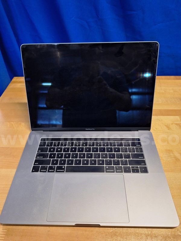 Apple Macbook Pro 2018 15"
