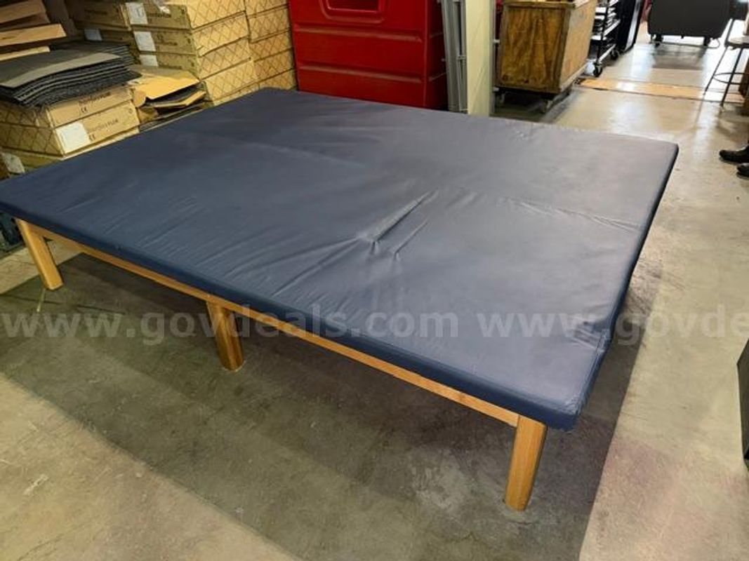Large Padded Platform