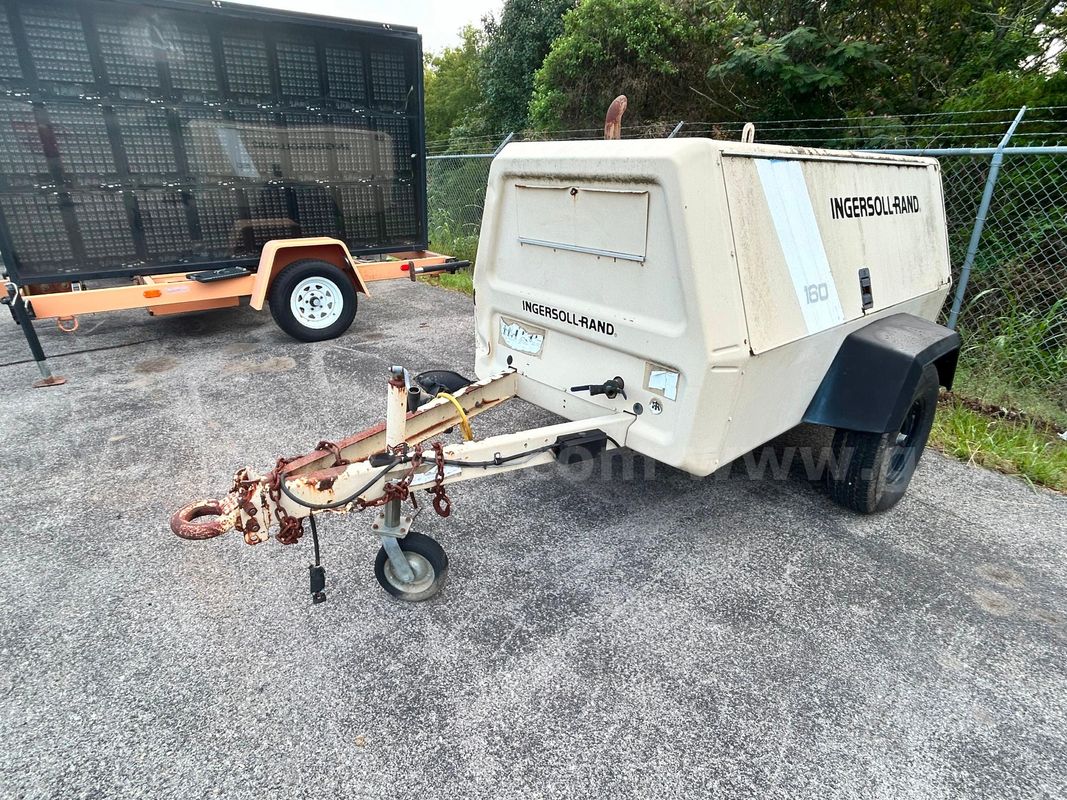 Ingersoll-Rand P160WJD Portable Air Compressor with John Deere Diesel Engine
