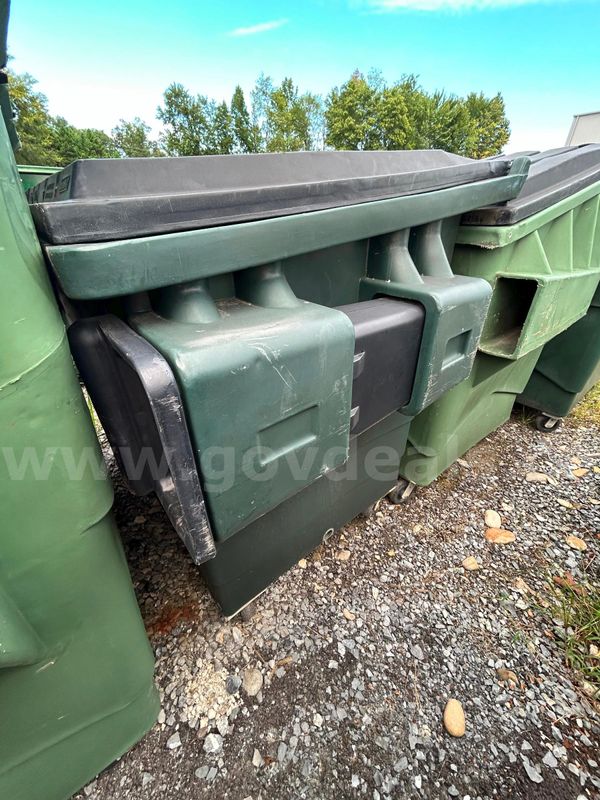 (1) Rolling Dumpster - THIS AUCTION IS FOR ONE (1) ROLLING DUMPSTER