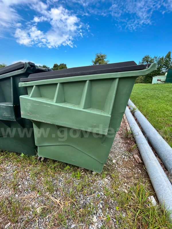 (1) Rolling Dumpster - THIS AUCTION IS FOR ONE (1) ROLLING DUMPSTER