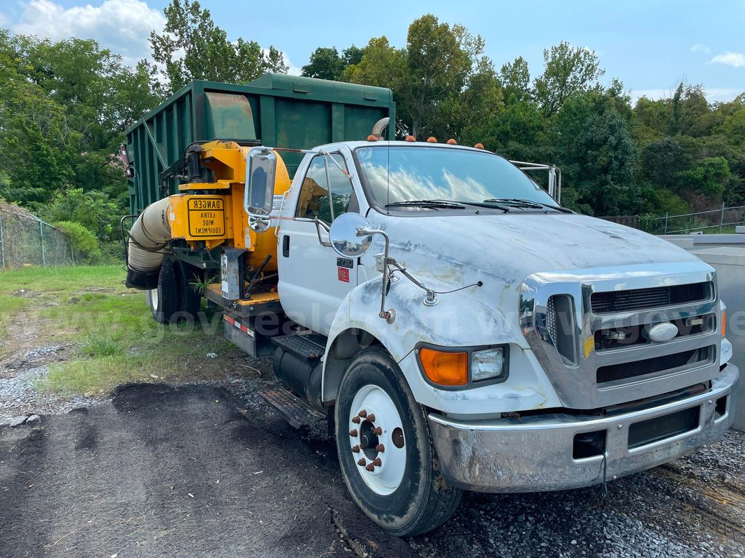 2007 Ford F-750 Vacuum Truck
