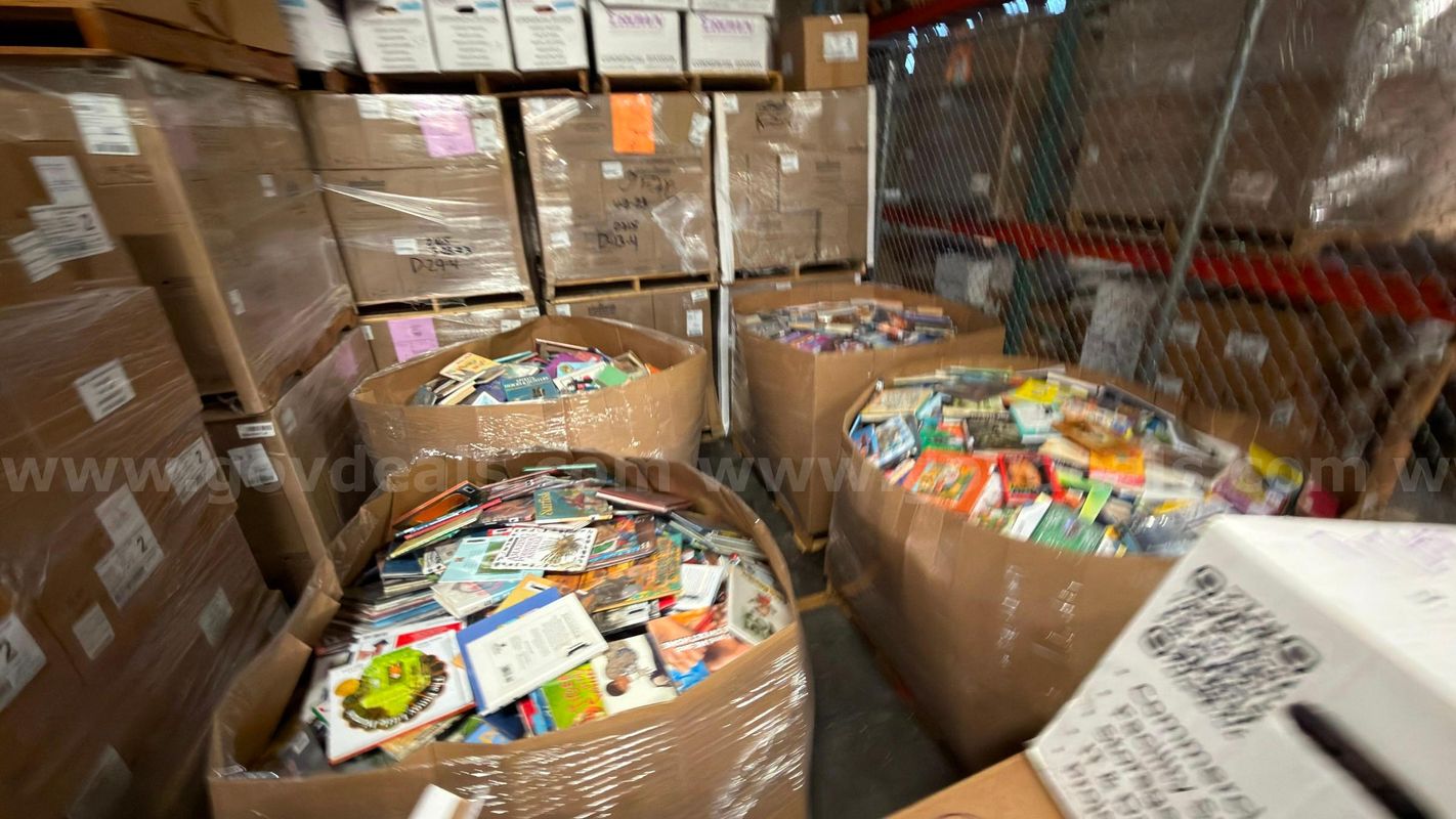 6 Bulk Pallets of used books