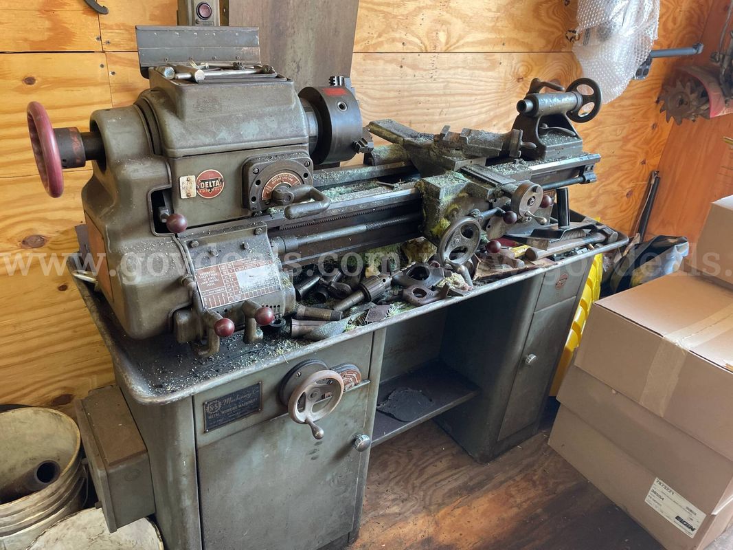 Delta Metal Lathe with Cabinet Base & Tooling Accessories