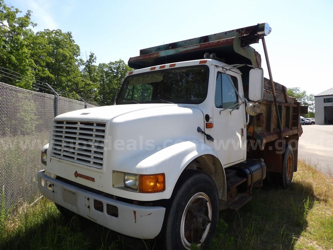 1990 International 4900 Dump Truck