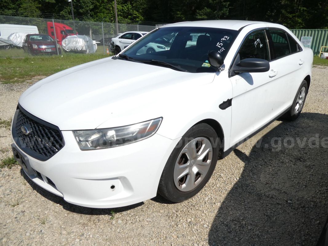 2015 Ford Taurus
