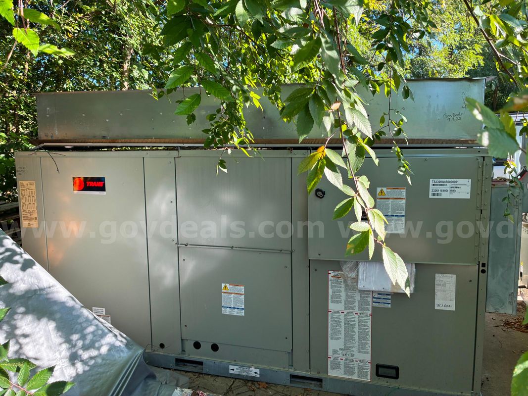 Trane A/C Rooftop Unit