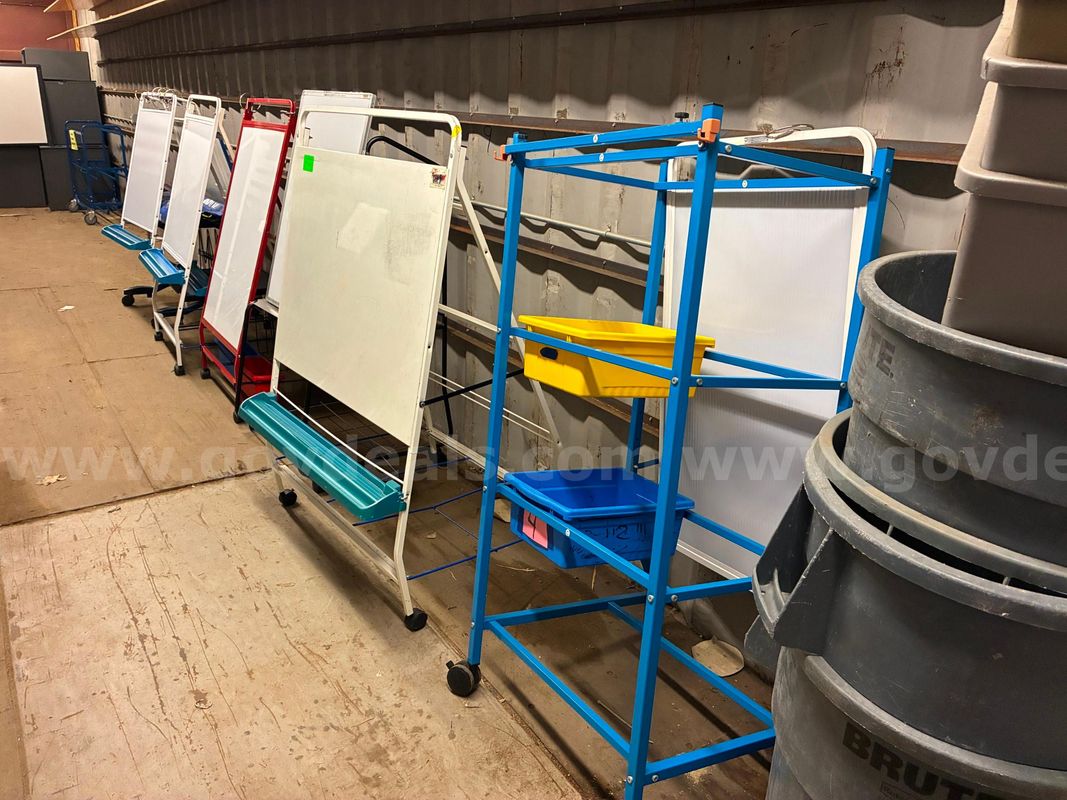 7 - Whiteboard Easels