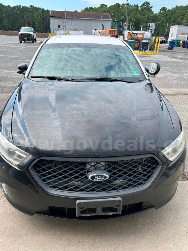 2013 Ford Taurus