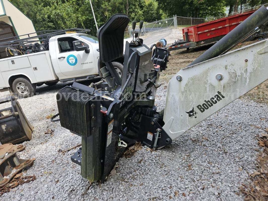 Bobcat 8811 Skid-Steer Backhoe Attachment