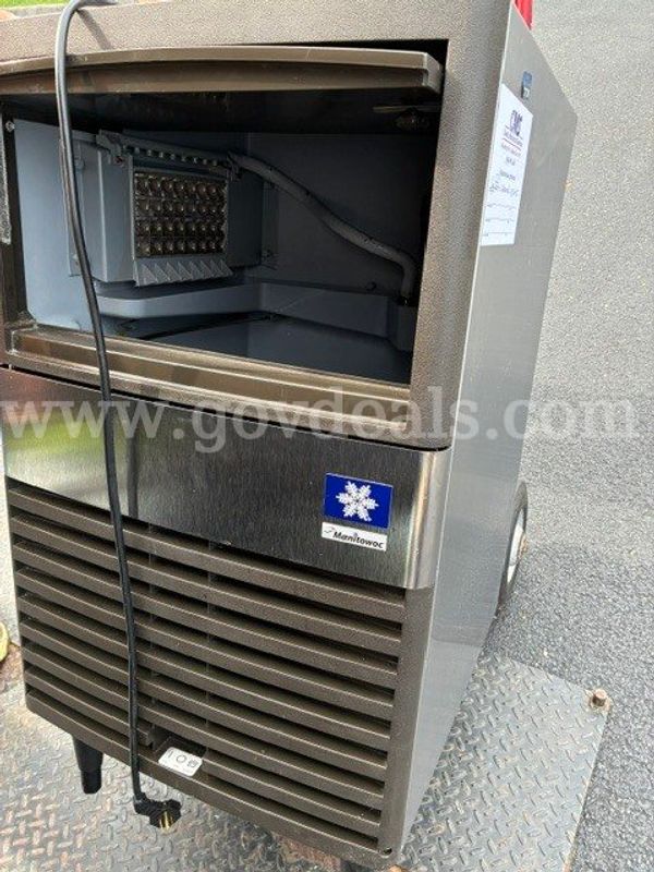 ice maker