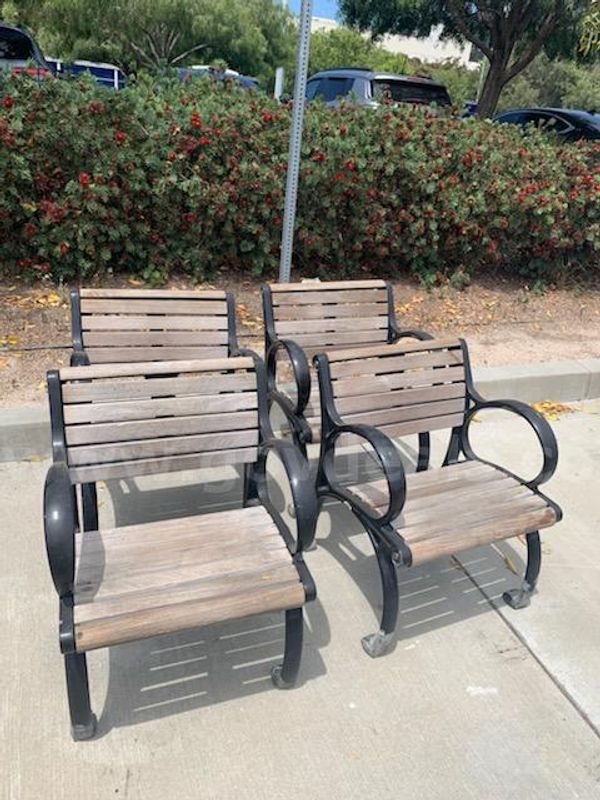 Lot of 4 wood chairs
