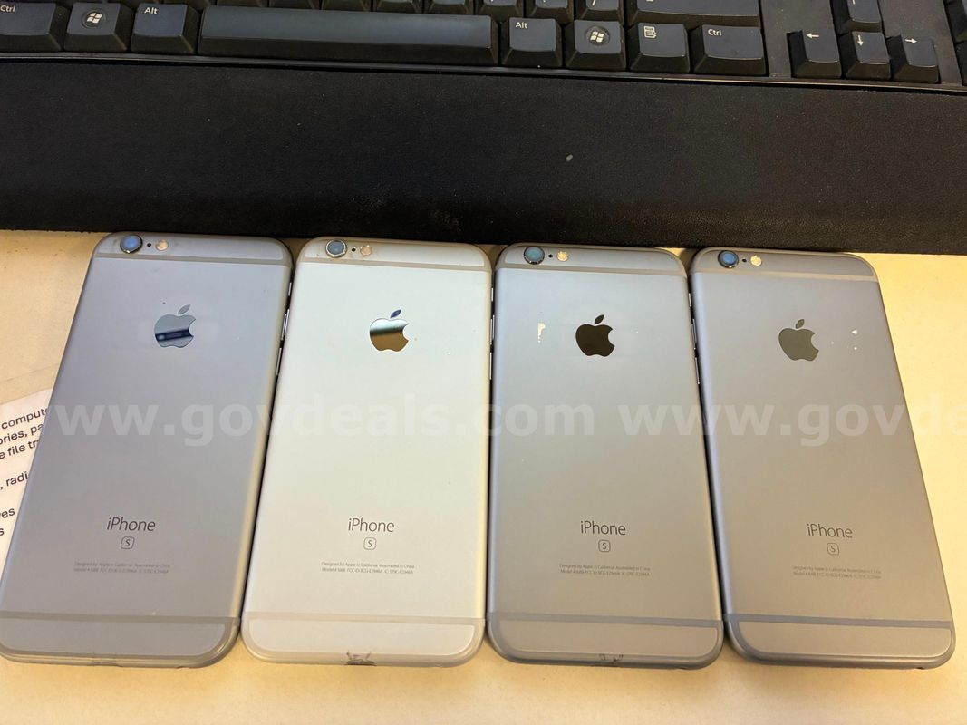 Lot of 4 iPhone 6s