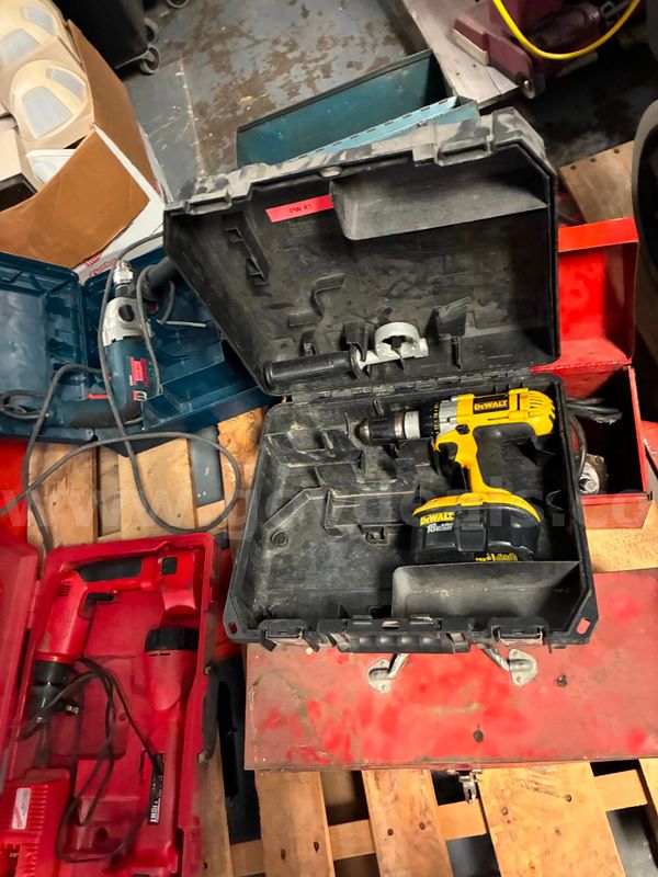 Lot of power tools Unknow condition ***Sold ASIS***