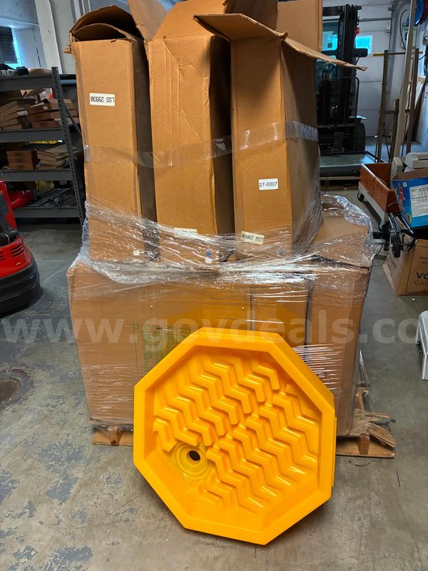 Lot of 13 spill containment drum topers