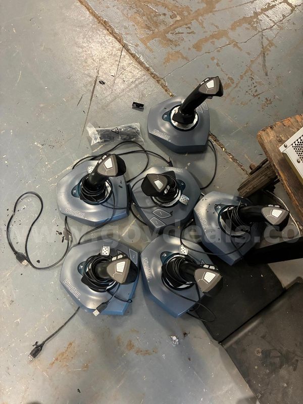 Lot of 6 Wingman Flight simulator Yokes
