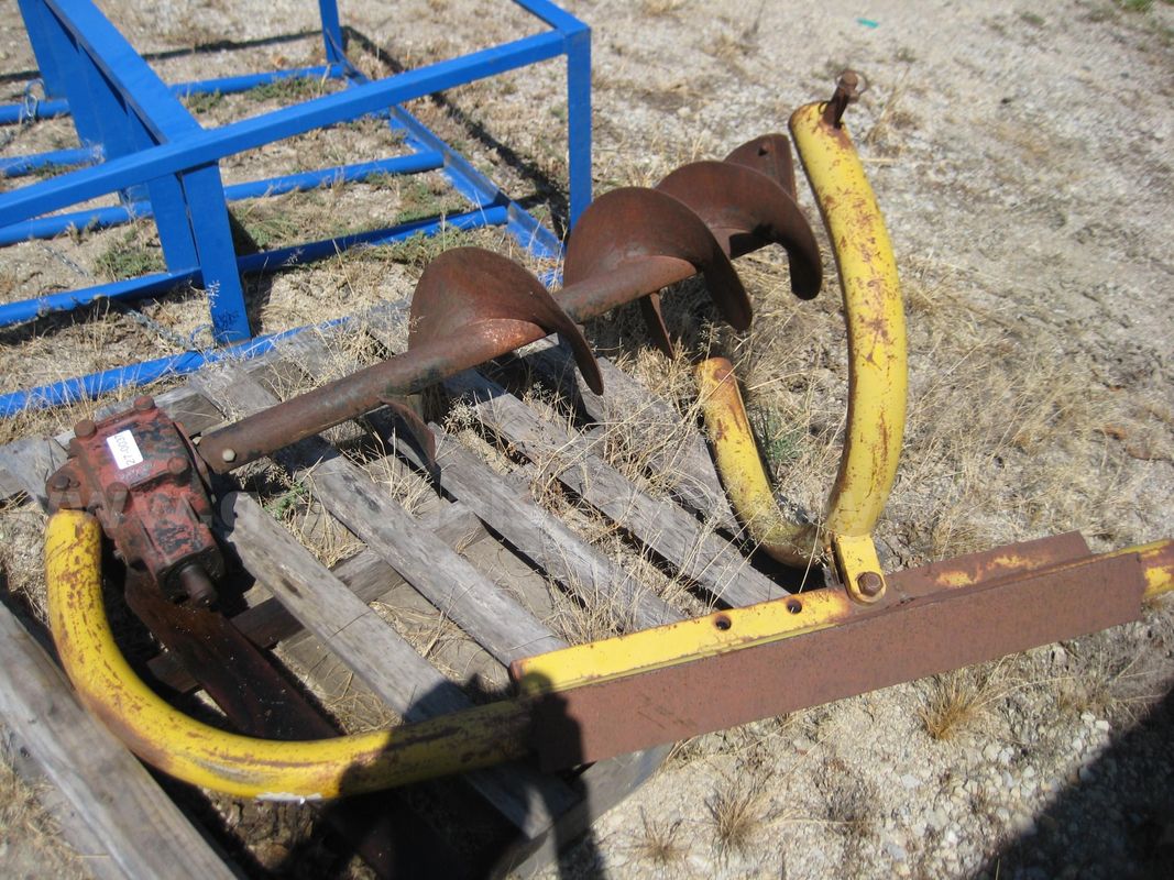1 EA. HOLE AUGER 3 POINT