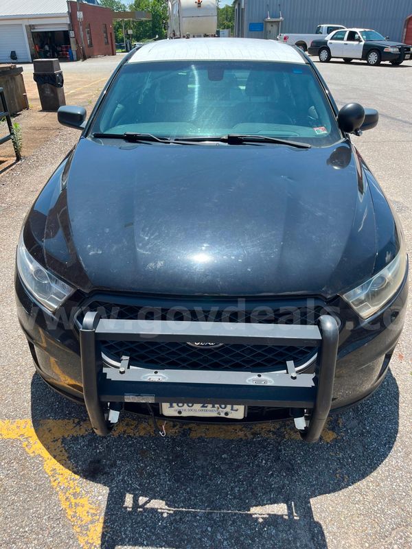 2015 Ford Taurus