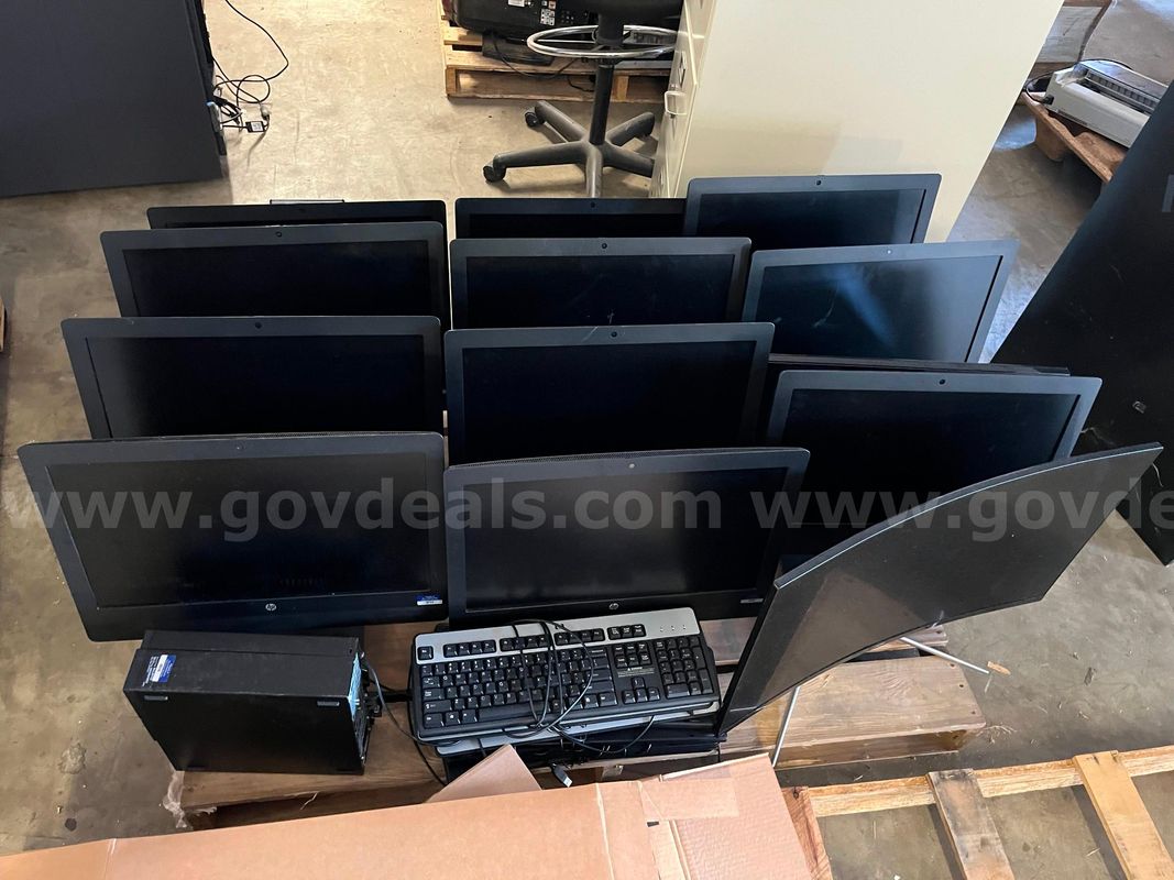 Mixed lot of Computer Supplies