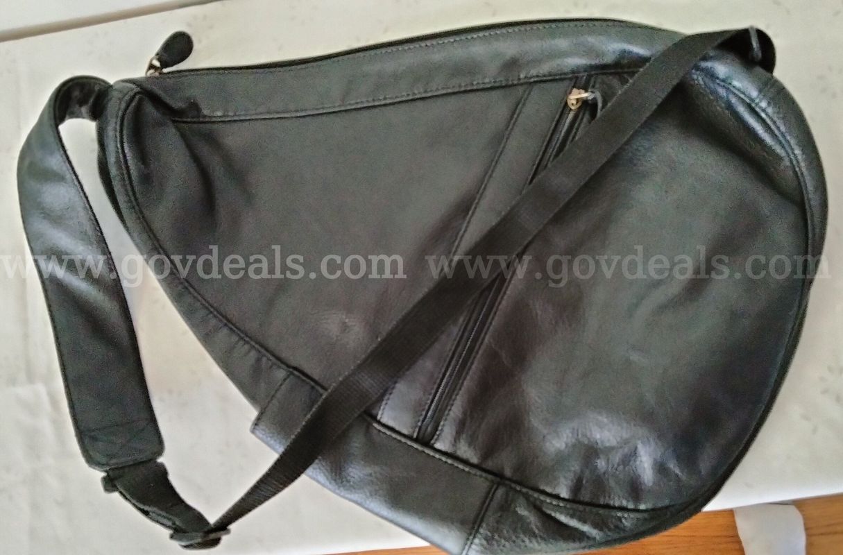 LL Bean AMERIBAG Healthy Back Blk Leather Sling Backpack Crossbody Ergonomic Bag