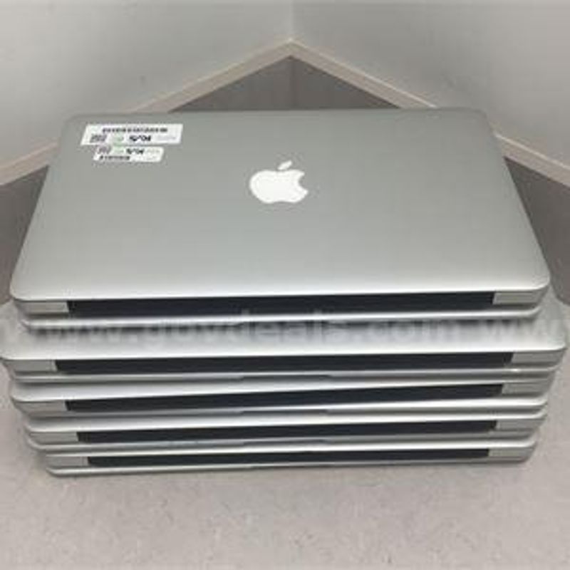 Lot of 10 Apple MacBook Airs, 3 2017's, 1 2015, 3 2014, 2 2013's 1 2012