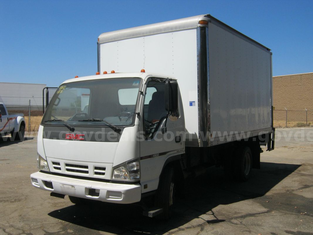 2007 GMC W45042