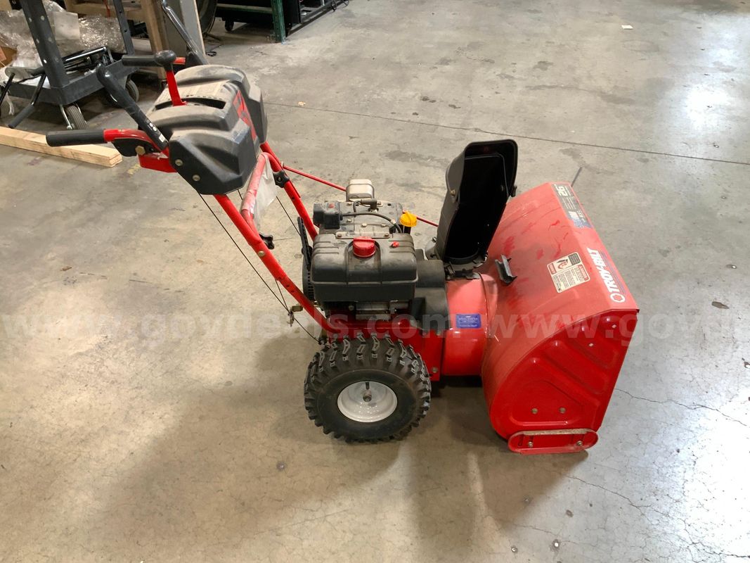 Troy-Bilt 26" Snow Blower not running (NOT TESTED)