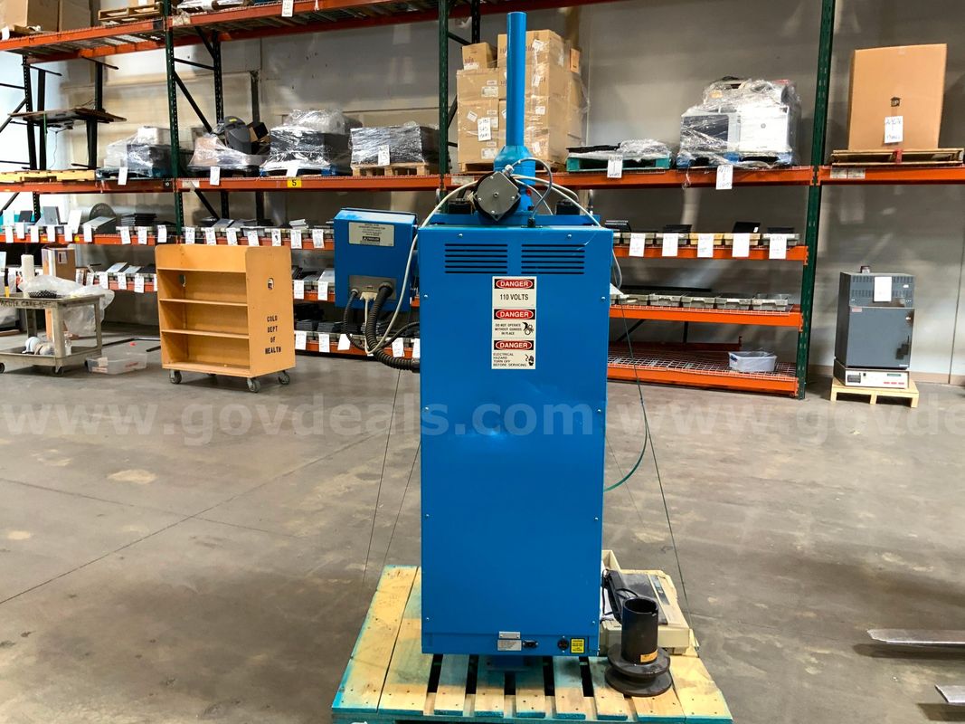 Troxler Gyratory Compactor
