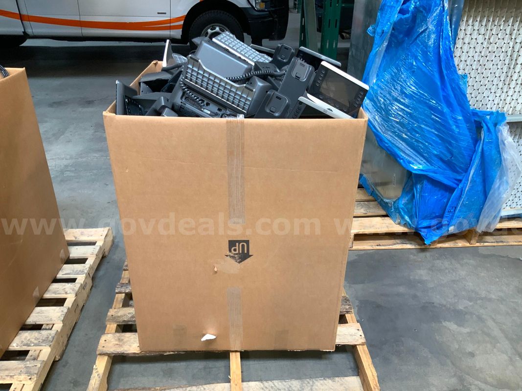 Box of Office Phones 28x28x36 (BOX NOT INCLUDED)