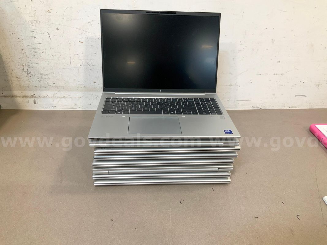 8 HP Elitebook 860 G11 I5