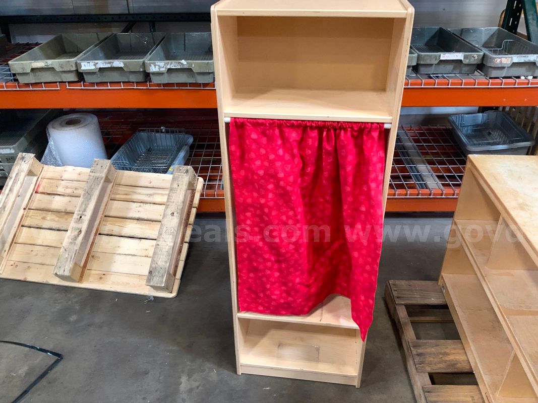 18"x18"x50.5" Daycare Cabinet