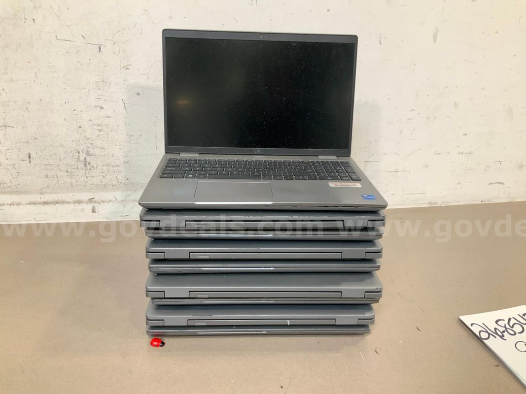 9 Dell Precision 3561 i7