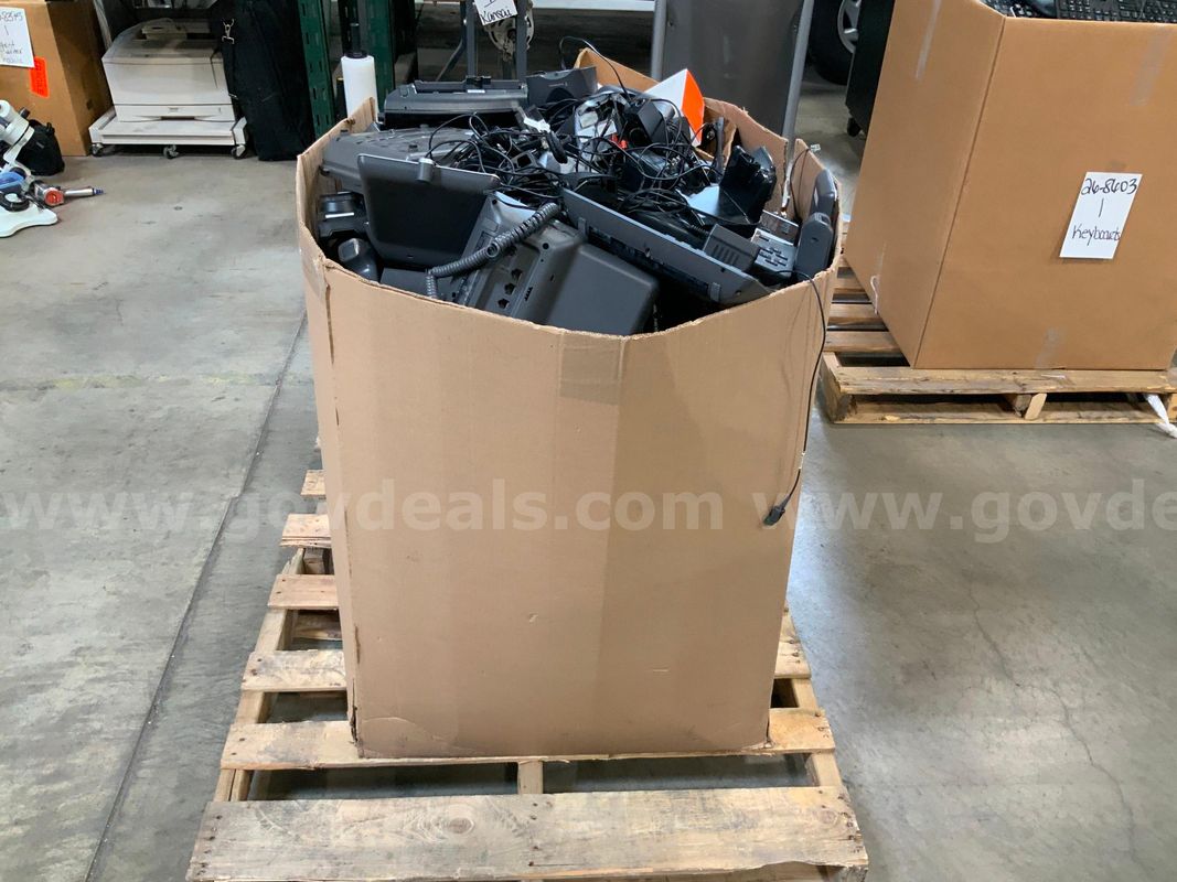 Box of Office Phones 28x28x36 (BOX NOT INCLUDED)