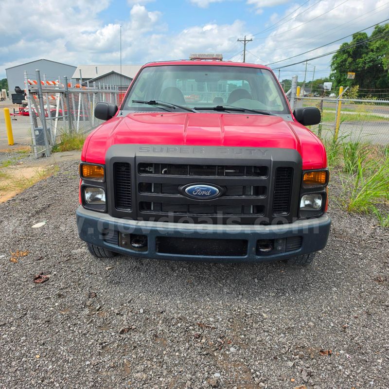 2008 Ford F-250 SD XL Crew Cab Long Bed 2WD