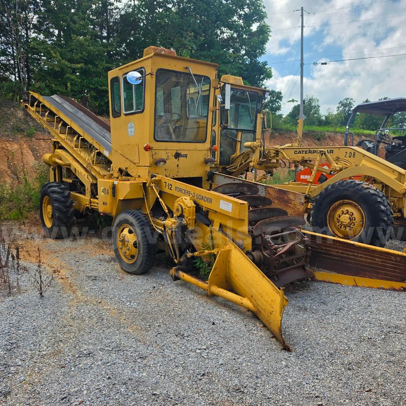 1980 Athey Force Feed Loader