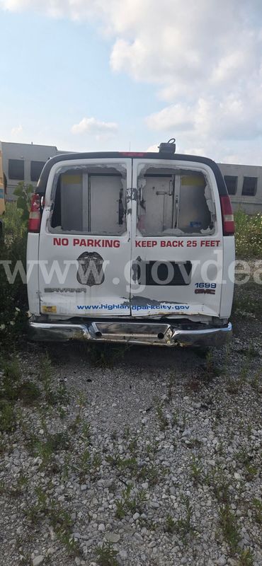 2003 GMC Savana - Prisoner Van